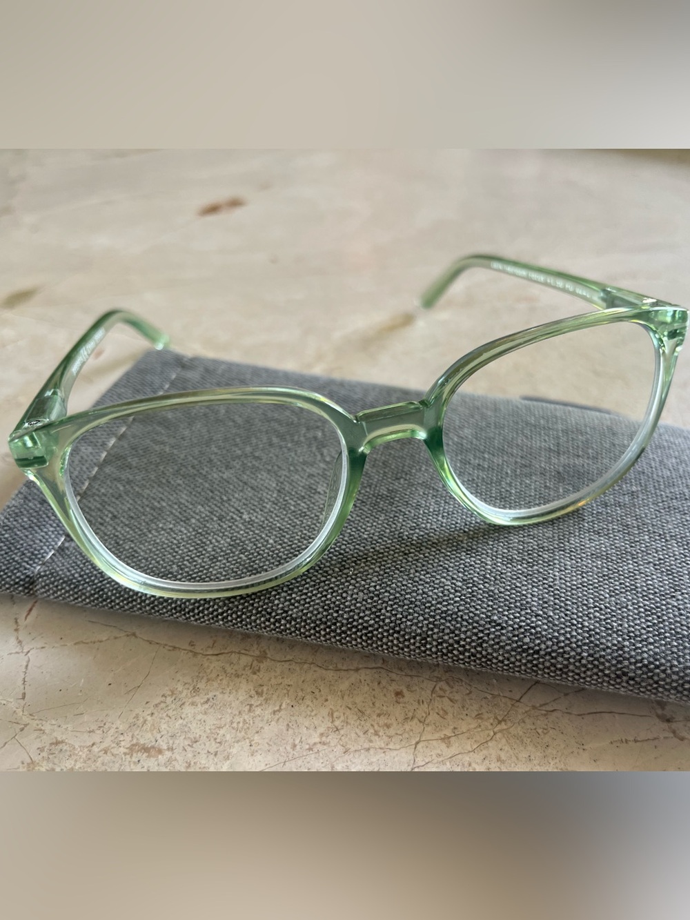 Peepers Clear Green Readers 1.50 Heirloom Focus Blue Light Filter